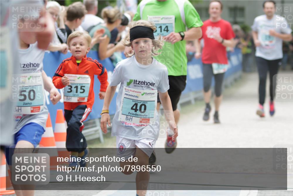 17.05.2025 - Störlauf H.Heesch http://msf.ph/oto/7896550 17.05.2025 13:41:34 Ziel 2025, 50, 315, 2025, 40, 14 meine-sportfotos.de