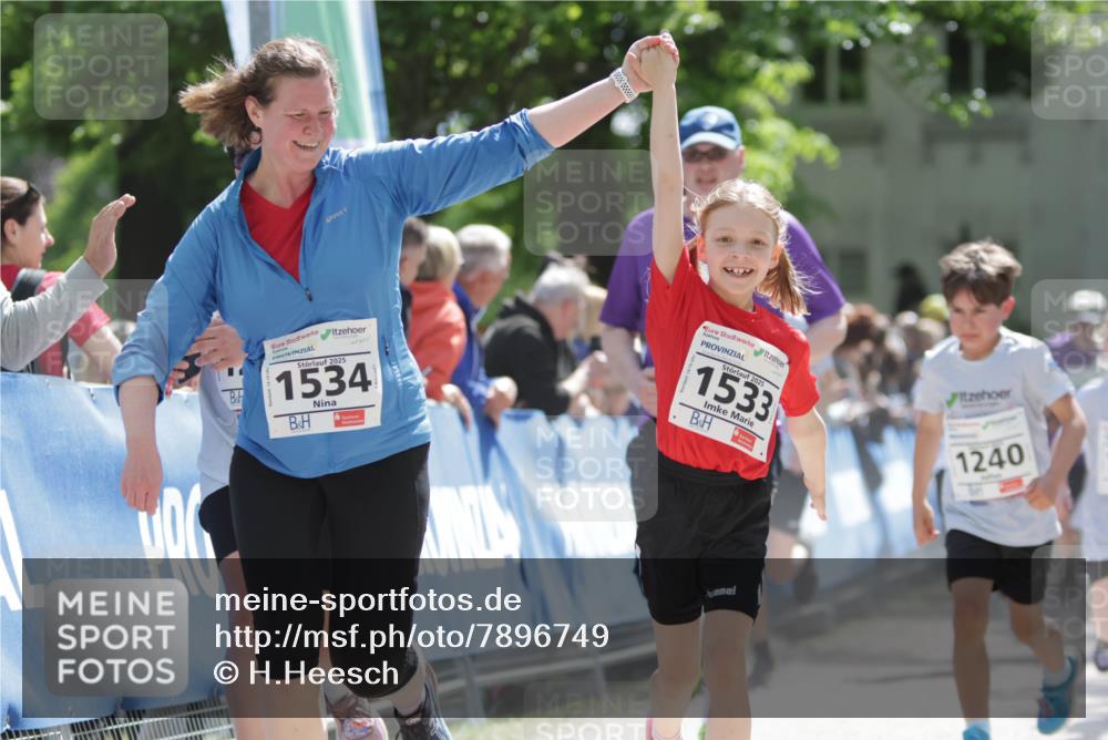 17.05.2025 - Störlauf H.Heesch http://msf.ph/oto/7896749 17.05.2025 14:51:27 Ziel 2025, 1534, 2025, 1533, 1240 meine-sportfotos.de