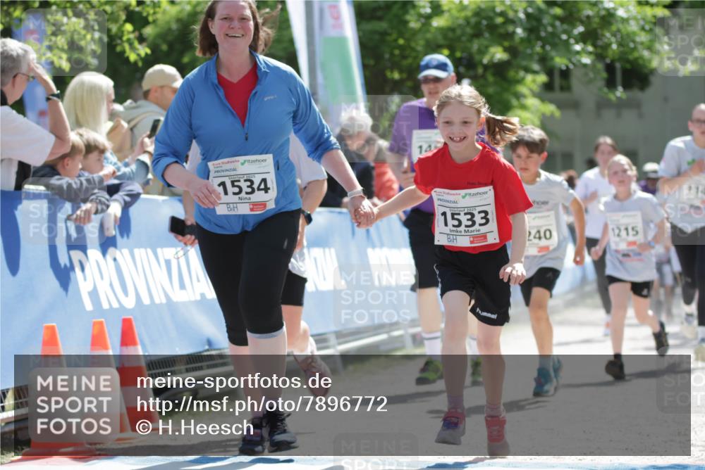 17.05.2025 - Störlauf H.Heesch http://msf.ph/oto/7896772 17.05.2025 14:51:28 Ziel 2025, 1534, 14, 2025, 1533, 240, 1215 meine-sportfotos.de