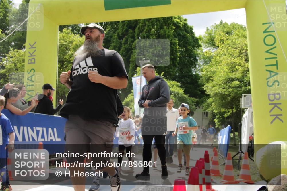 17.05.2025 - Störlauf H.Heesch http://msf.ph/oto/7896801 17.05.2025 13:02:12 Ziel 7050 meine-sportfotos.de