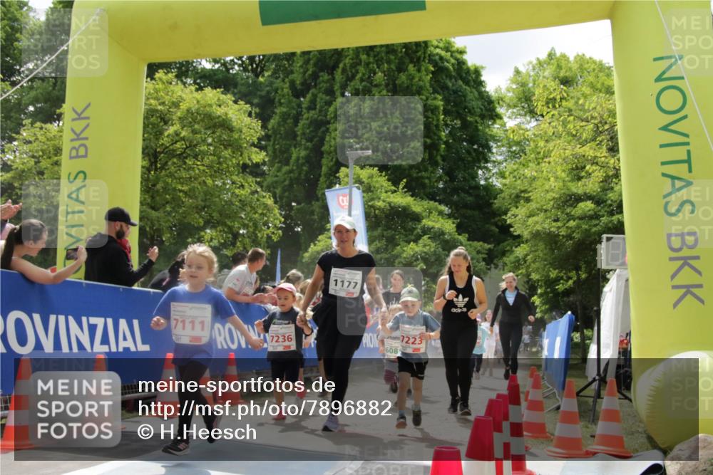 17.05.2025 - Störlauf H.Heesch http://msf.ph/oto/7896882 17.05.2025 13:02:24 Ziel 7111, 7236, 1177, 7223 meine-sportfotos.de