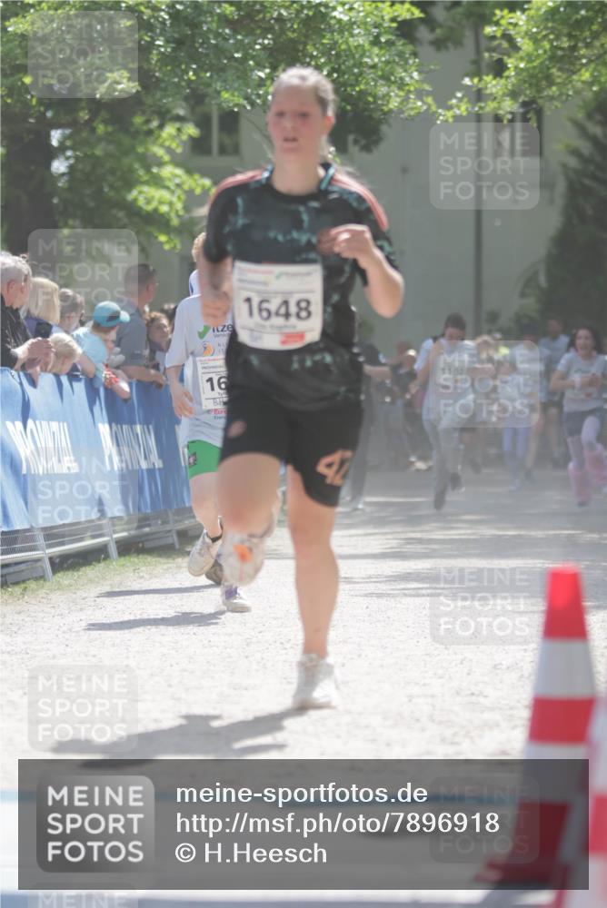 17.05.2025 - Störlauf H.Heesch http://msf.ph/oto/7896918 17.05.2025 14:51:49 Ziel 1648, 16, 42, 1102 meine-sportfotos.de