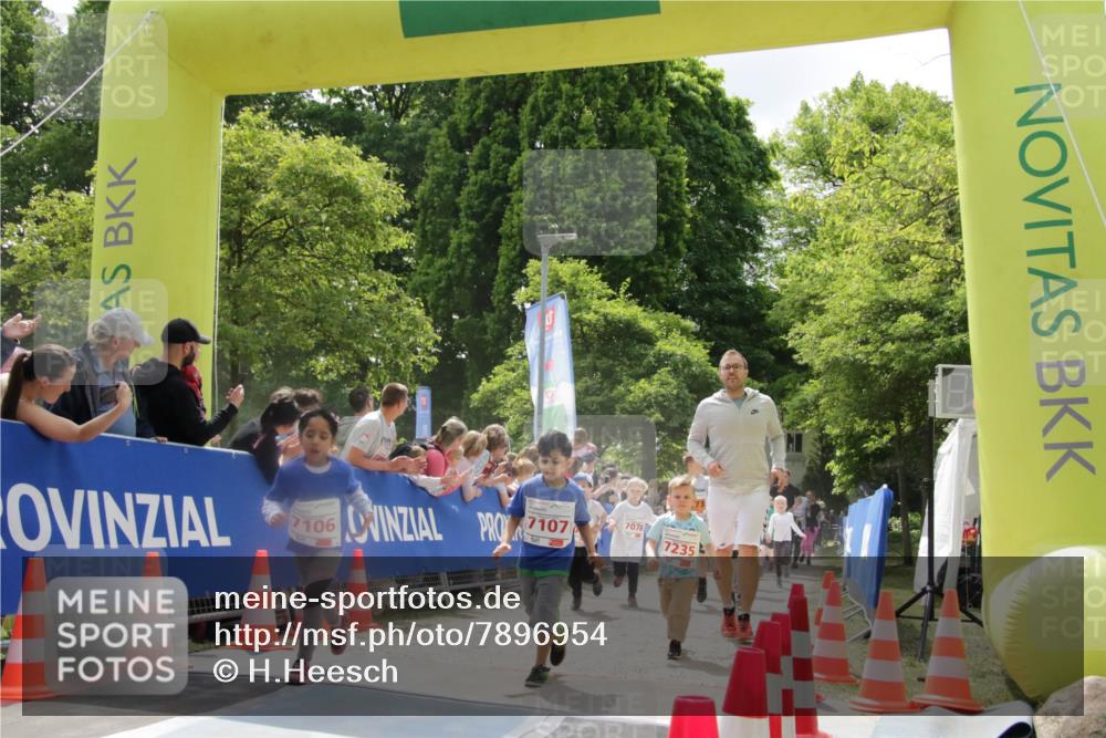17.05.2025 - Störlauf H.Heesch http://msf.ph/oto/7896954 17.05.2025 13:02:31 Ziel 7106, 7107, 7235 meine-sportfotos.de