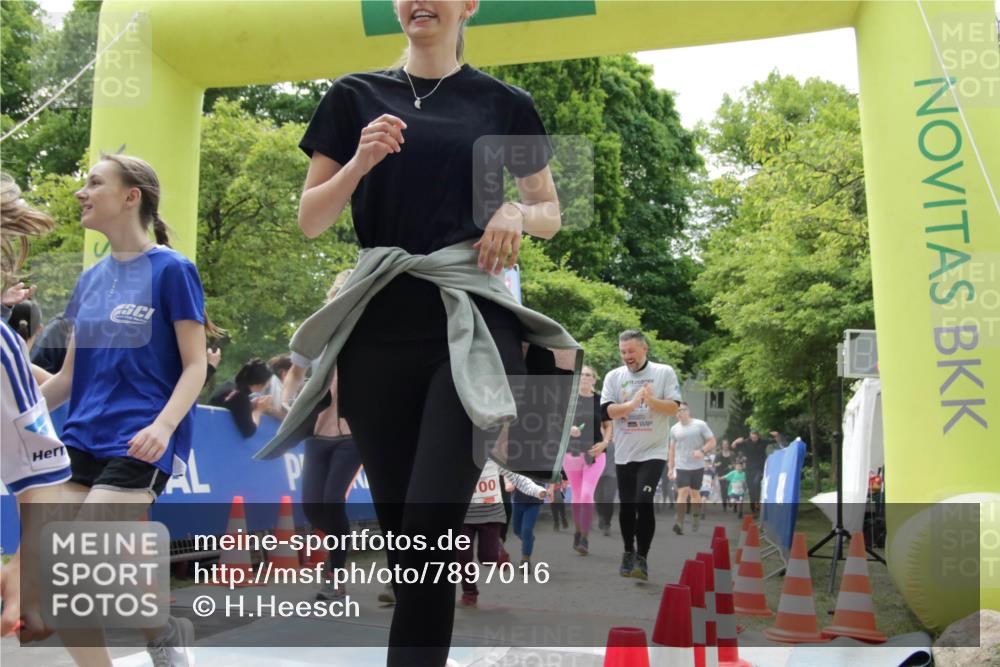 17.05.2025 - Störlauf H.Heesch http://msf.ph/oto/7897016 17.05.2025 13:02:38 Ziel 00 meine-sportfotos.de