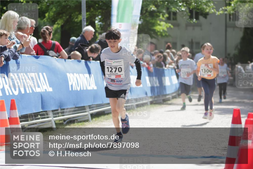 17.05.2025 - Störlauf H.Heesch http://msf.ph/oto/7897098 17.05.2025 14:52:19 Ziel 1270, 1300 meine-sportfotos.de