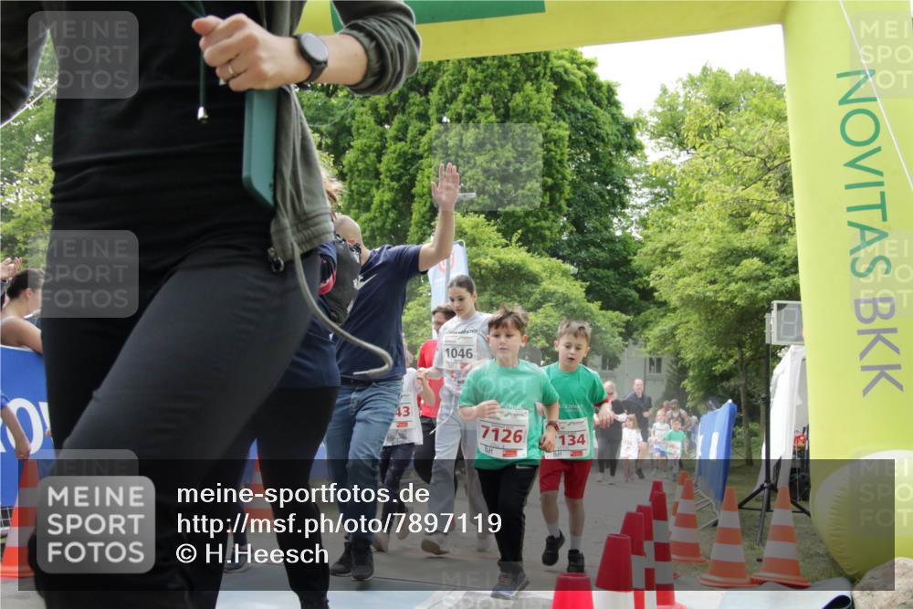 17.05.2025 - Störlauf H.Heesch http://msf.ph/oto/7897119 17.05.2025 13:02:46 Ziel 1046, 7126, 134 meine-sportfotos.de