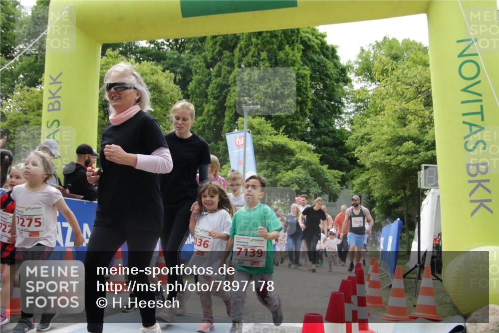 17.05.2025 - Störlauf H.Heesch http://msf.ph/oto/7897178 17.05.2025 13:02:52 Ziel 1275, 036, 7139 meine-sportfotos.de