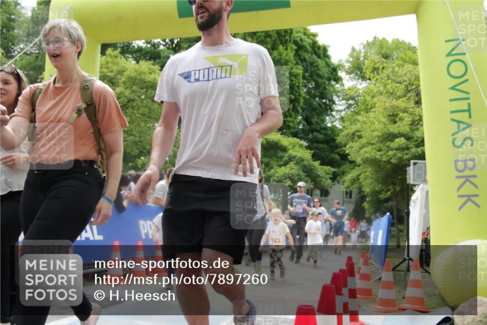 17.05.2025 - Störlauf H.Heesch http://msf.ph/oto/7897260 17.05.2025 13:03:00 Ziel  meine-sportfotos.de