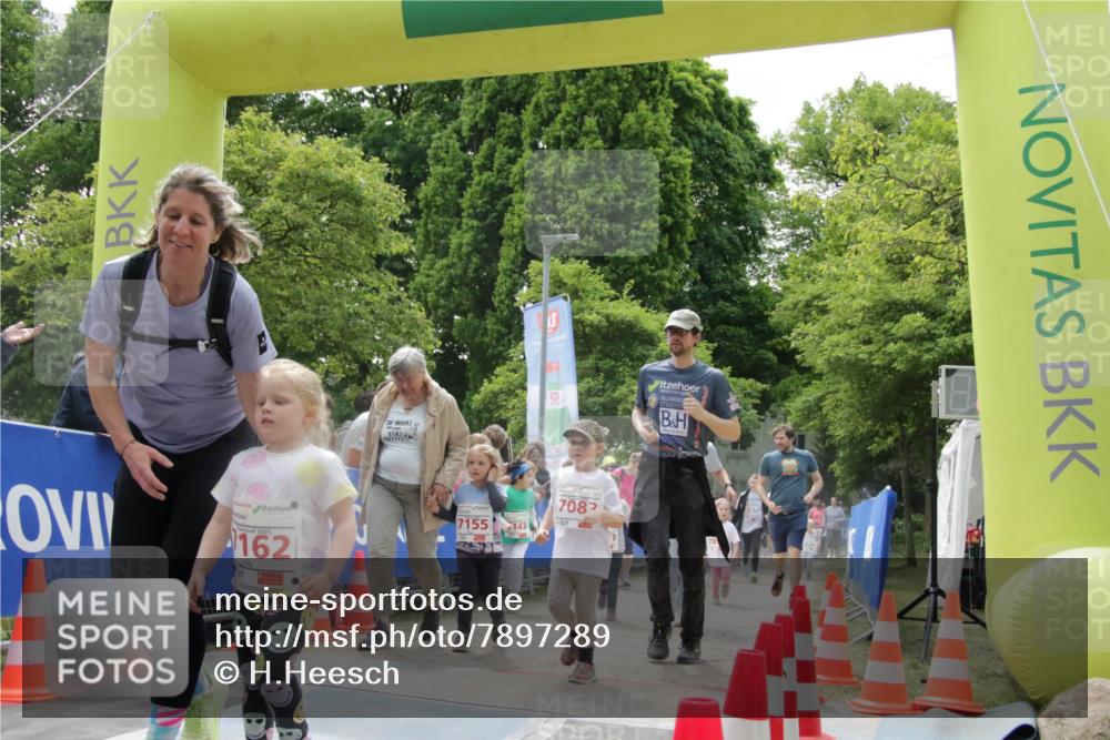 17.05.2025 - Störlauf H.Heesch http://msf.ph/oto/7897289 17.05.2025 13:03:02 Ziel 7155, 162, 708 meine-sportfotos.de