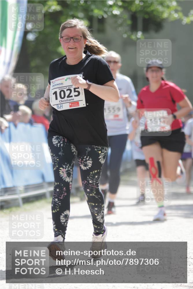 17.05.2025 - Störlauf H.Heesch http://msf.ph/oto/7897306 17.05.2025 14:52:54 Ziel 2025, 1025, 1559, 1513 meine-sportfotos.de