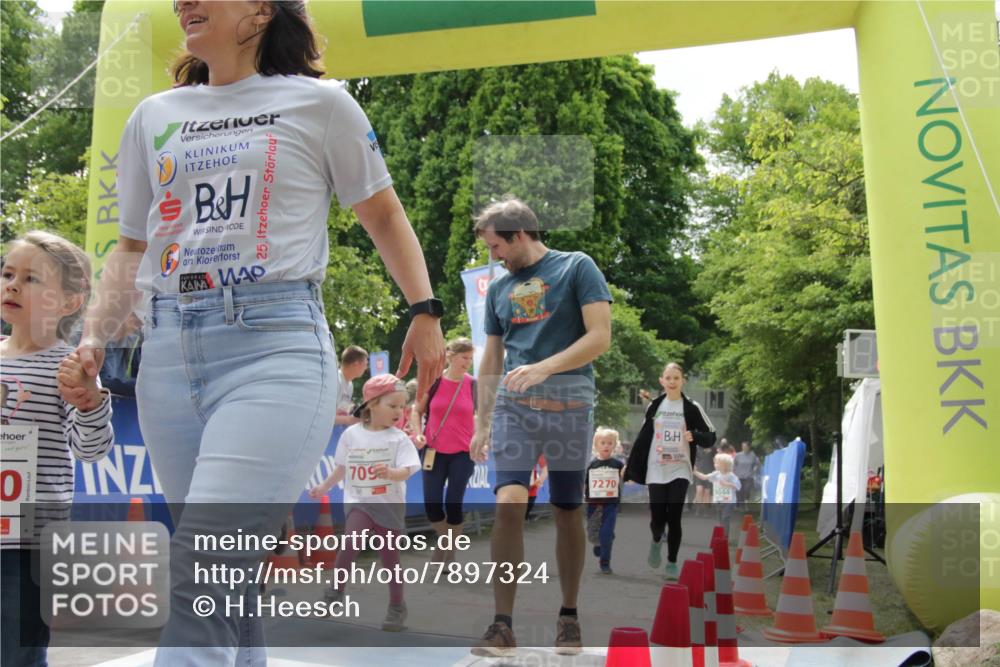 17.05.2025 - Störlauf H.Heesch http://msf.ph/oto/7897324 17.05.2025 13:03:06 Ziel 25, 709, 7270 meine-sportfotos.de
