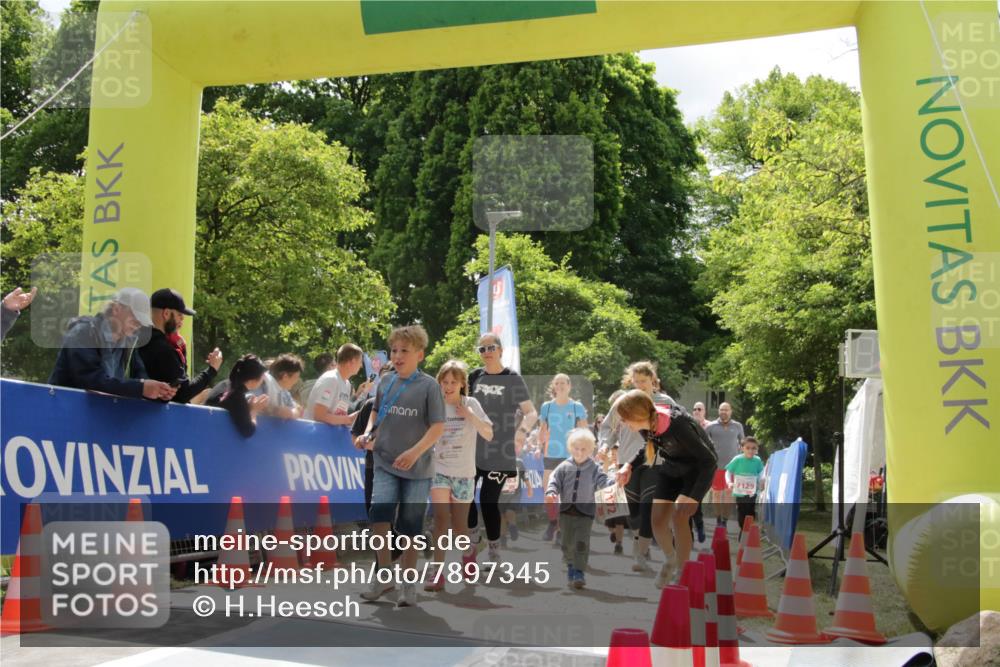 17.05.2025 - Störlauf H.Heesch http://msf.ph/oto/7897345 17.05.2025 13:03:13 Ziel  meine-sportfotos.de