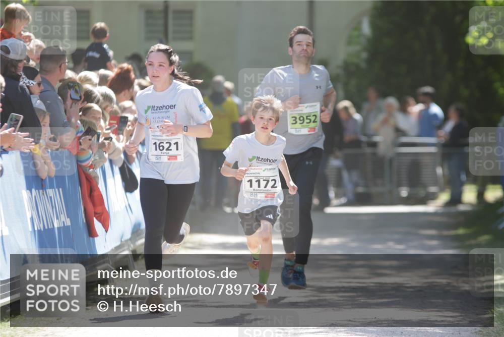 17.05.2025 - Störlauf H.Heesch http://msf.ph/oto/7897347 17.05.2025 14:41:02 Ziel 1621, 2025, 1172, 3952, 24 meine-sportfotos.de