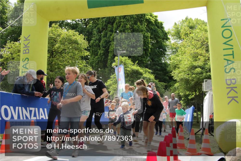17.05.2025 - Störlauf H.Heesch http://msf.ph/oto/7897363 17.05.2025 13:03:14 Ziel 7172, 712 meine-sportfotos.de