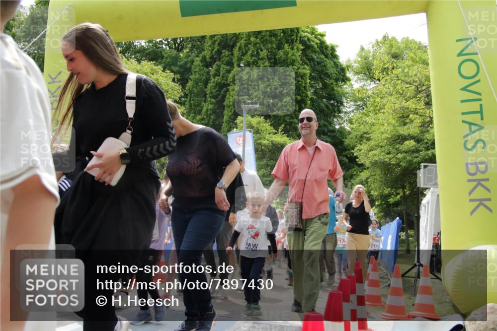 17.05.2025 - Störlauf H.Heesch http://msf.ph/oto/7897430 17.05.2025 13:03:22 Ziel  meine-sportfotos.de