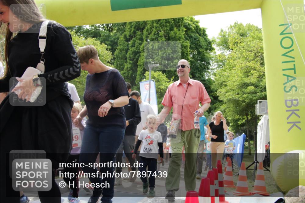 17.05.2025 - Störlauf H.Heesch http://msf.ph/oto/7897439 17.05.2025 13:03:22 Ziel  meine-sportfotos.de