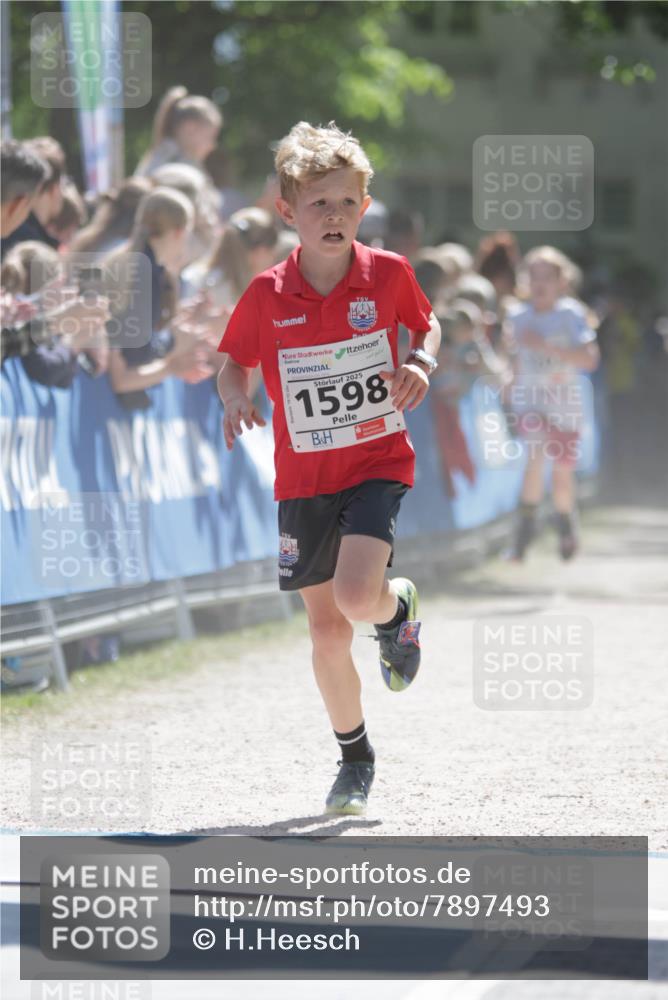 17.05.2025 - Störlauf H.Heesch http://msf.ph/oto/7897493 17.05.2025 14:41:33 Ziel 2025, 1598 meine-sportfotos.de
