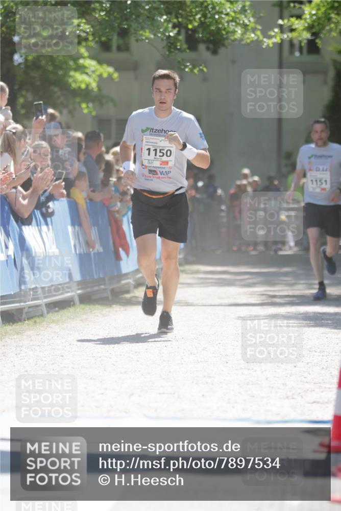 17.05.2025 - Störlauf H.Heesch http://msf.ph/oto/7897534 17.05.2025 14:41:38 Ziel 1150, 1151 meine-sportfotos.de