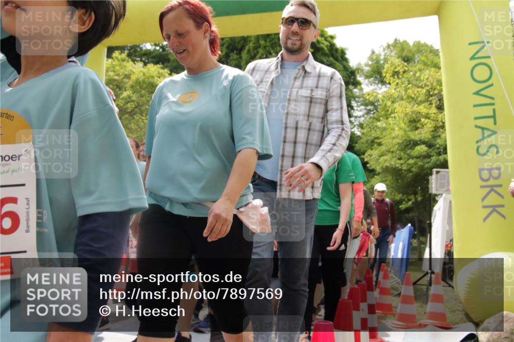 17.05.2025 - Störlauf H.Heesch http://msf.ph/oto/7897569 17.05.2025 13:03:32 Ziel  meine-sportfotos.de
