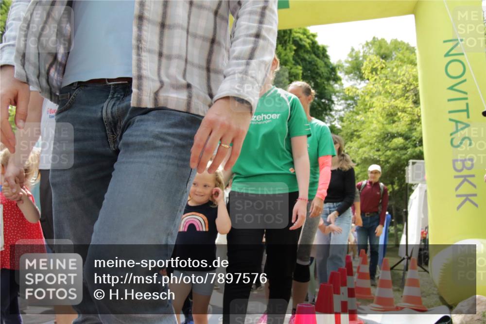 17.05.2025 - Störlauf H.Heesch http://msf.ph/oto/7897576 17.05.2025 13:03:33 Ziel  meine-sportfotos.de