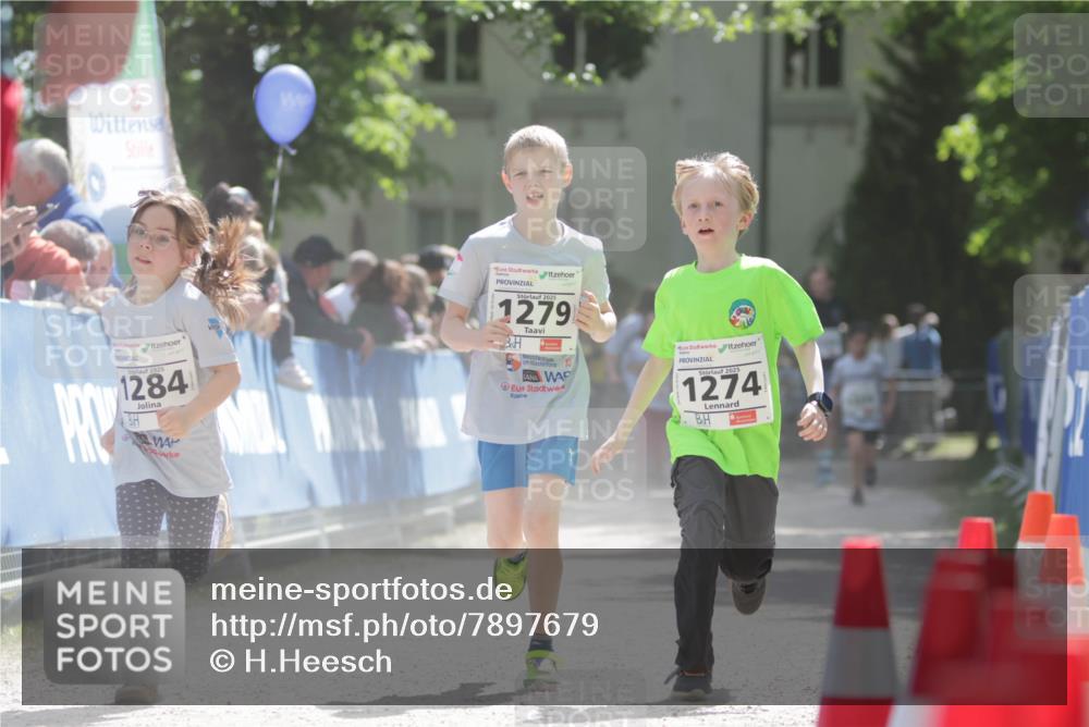 17.05.2025 - Störlauf H.Heesch http://msf.ph/oto/7897679 17.05.2025 14:54:19 Ziel 2025, 1284, 2025, 1279, 2025, 1274 meine-sportfotos.de