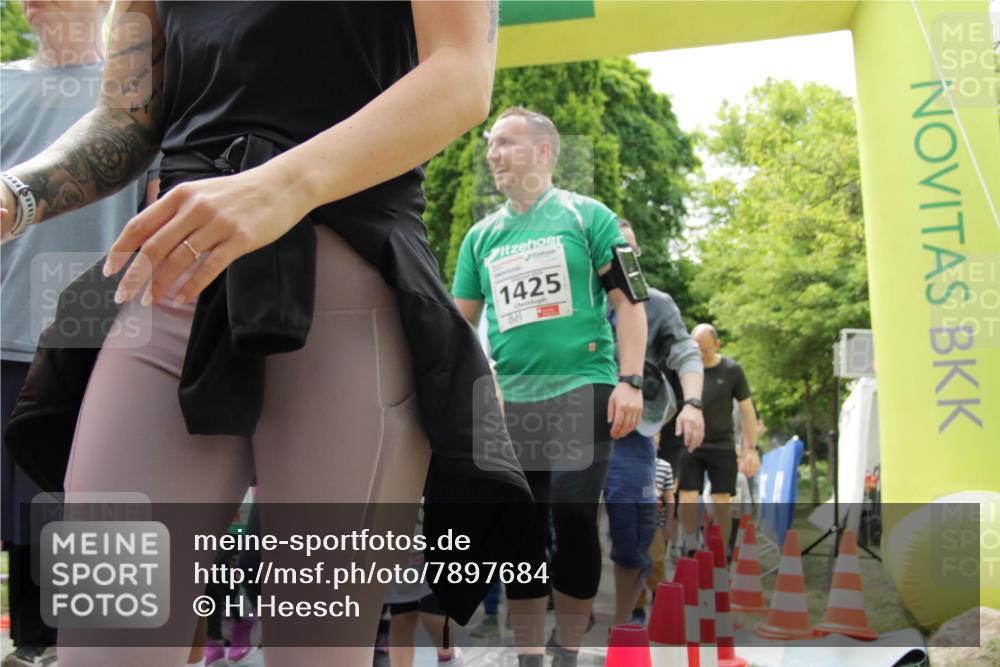 17.05.2025 - Störlauf H.Heesch http://msf.ph/oto/7897684 17.05.2025 13:03:47 Ziel 1425 meine-sportfotos.de