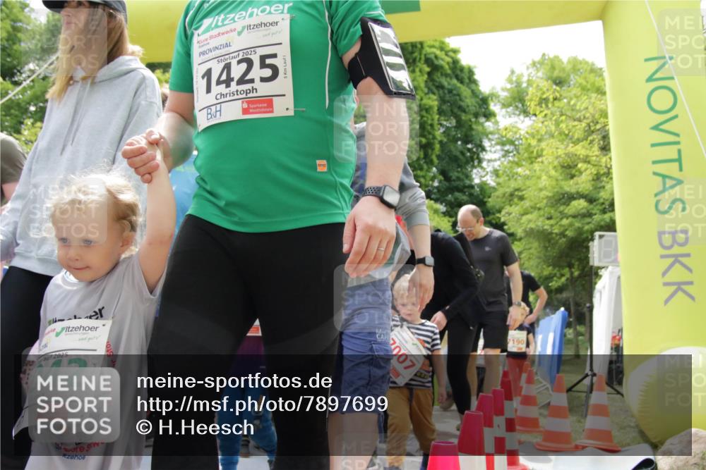 17.05.2025 - Störlauf H.Heesch http://msf.ph/oto/7897699 17.05.2025 13:03:49 Ziel 2025, 1425, 2025, 042, 7007, 190 meine-sportfotos.de