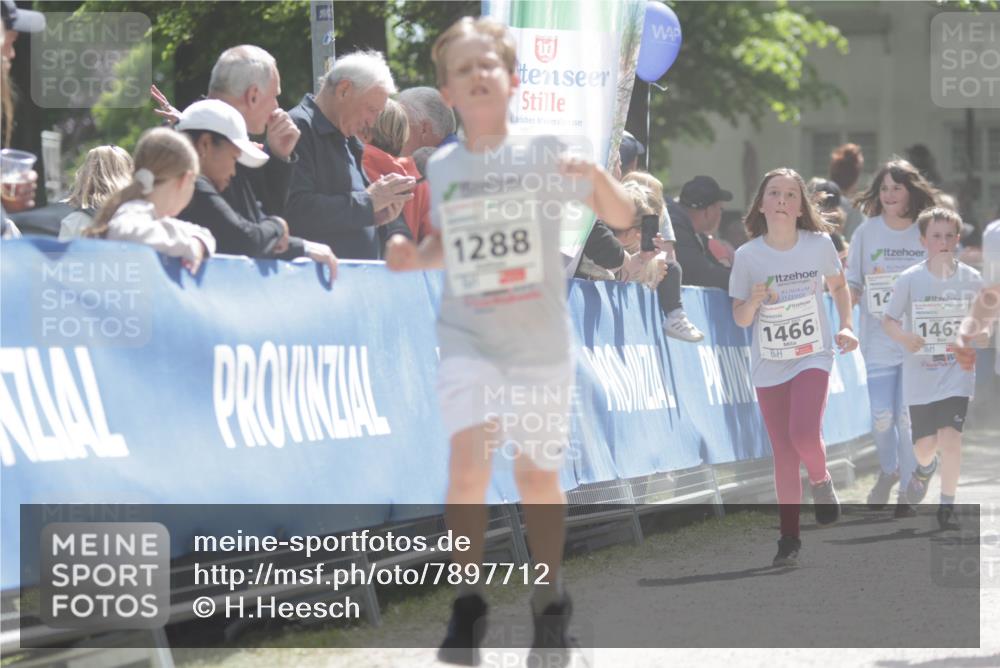17.05.2025 - Störlauf H.Heesch http://msf.ph/oto/7897712 17.05.2025 14:54:27 Ziel 1288, 1466, 14, 1467 meine-sportfotos.de