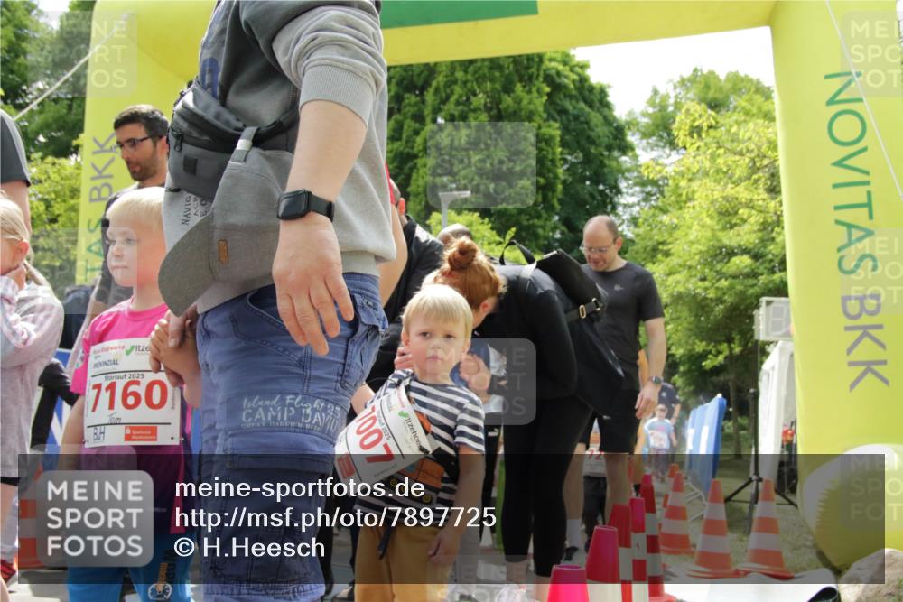 17.05.2025 - Störlauf H.Heesch http://msf.ph/oto/7897725 17.05.2025 13:03:51 Ziel 1160, 2025, 7007, 00 meine-sportfotos.de