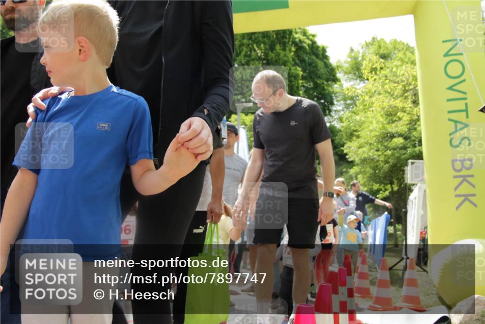 17.05.2025 - Störlauf H.Heesch http://msf.ph/oto/7897747 17.05.2025 13:03:55 Ziel  meine-sportfotos.de