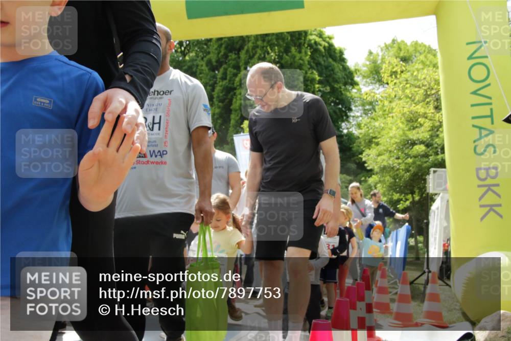 17.05.2025 - Störlauf H.Heesch http://msf.ph/oto/7897753 17.05.2025 13:03:55 Ziel 25 meine-sportfotos.de