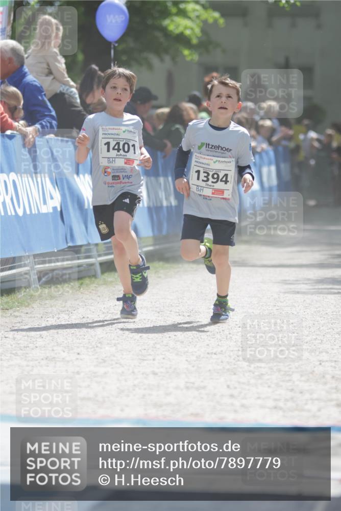 17.05.2025 - Störlauf H.Heesch http://msf.ph/oto/7897779 17.05.2025 14:54:37 Ziel 2025, 1401, 2025, 1394 meine-sportfotos.de