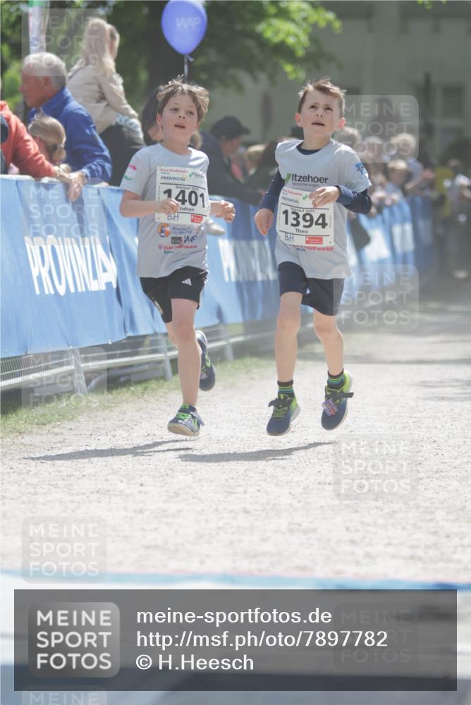 17.05.2025 - Störlauf H.Heesch http://msf.ph/oto/7897782 17.05.2025 14:54:38 Ziel 2025, 1401, 2025, 1394 meine-sportfotos.de
