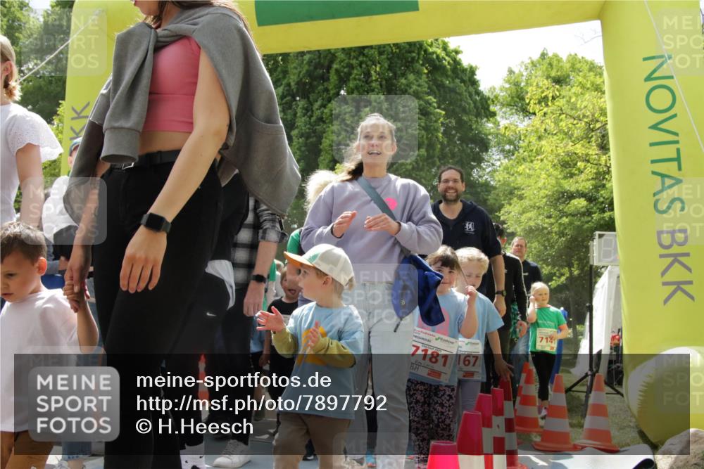 17.05.2025 - Störlauf H.Heesch http://msf.ph/oto/7897792 17.05.2025 13:04:05 Ziel 7181, 167 meine-sportfotos.de