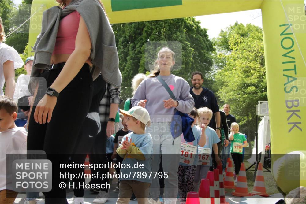 17.05.2025 - Störlauf H.Heesch http://msf.ph/oto/7897795 17.05.2025 13:04:05 Ziel 181, 167 meine-sportfotos.de