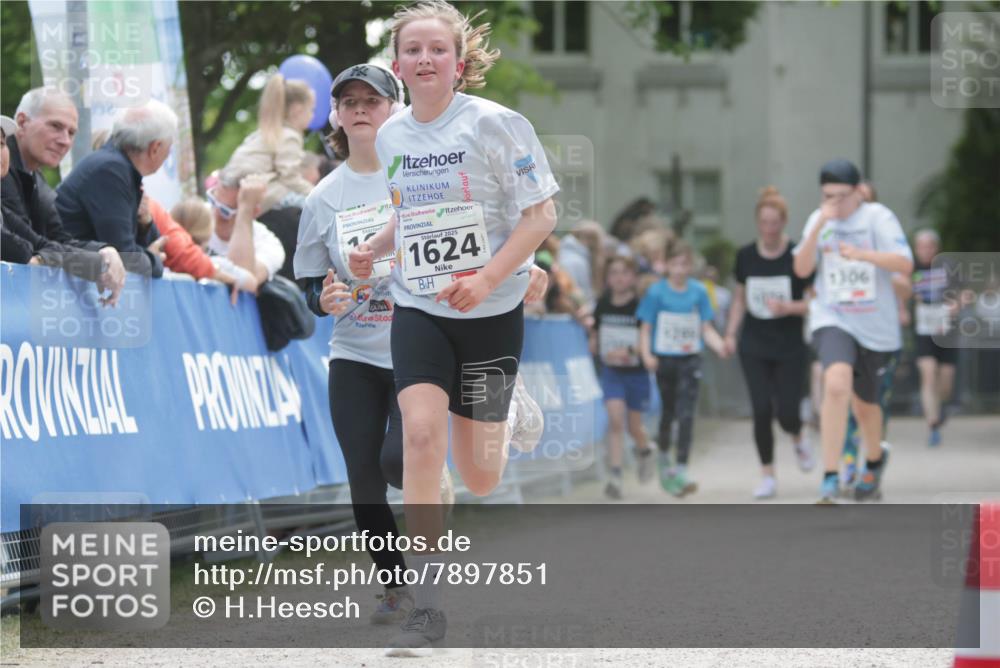 17.05.2025 - Störlauf H.Heesch http://msf.ph/oto/7897851 17.05.2025 14:54:55 Ziel 2025, 1624, 1306 meine-sportfotos.de