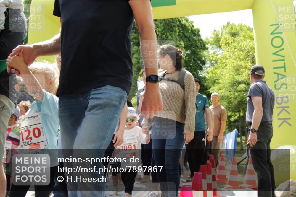 17.05.2025 - Störlauf H.Heesch http://msf.ph/oto/7897867 17.05.2025 13:04:17 Ziel 202, 120, 7091 meine-sportfotos.de