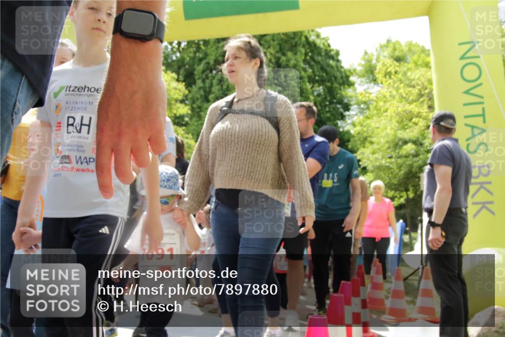 17.05.2025 - Störlauf H.Heesch http://msf.ph/oto/7897880 17.05.2025 13:04:18 Ziel 70911, 1, 25 meine-sportfotos.de