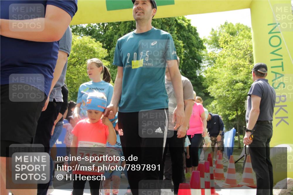 17.05.2025 - Störlauf H.Heesch http://msf.ph/oto/7897891 17.05.2025 13:04:23 Ziel 2025, 2025, 7195, 293 meine-sportfotos.de