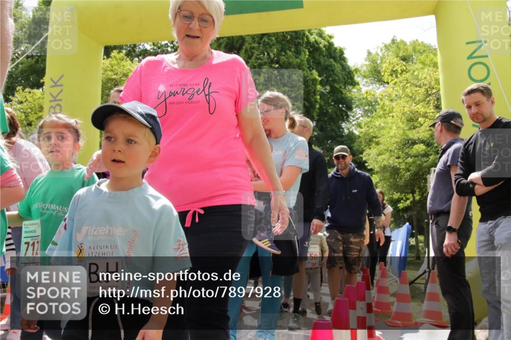 17.05.2025 - Störlauf H.Heesch http://msf.ph/oto/7897928 17.05.2025 13:04:30 Ziel 712, 50 meine-sportfotos.de