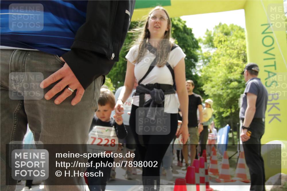 17.05.2025 - Störlauf H.Heesch http://msf.ph/oto/7898002 17.05.2025 13:04:43 Ziel 7228 meine-sportfotos.de