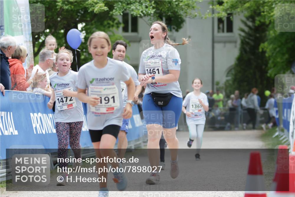 17.05.2025 - Störlauf H.Heesch http://msf.ph/oto/7898027 17.05.2025 14:56:03 Ziel 2025, 1461, 1472, 191, 1369 meine-sportfotos.de