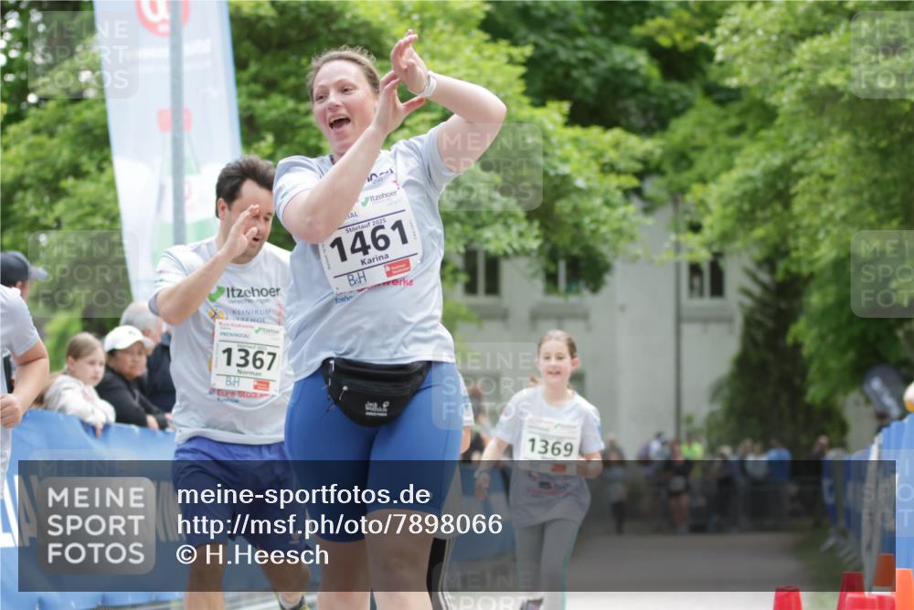 17.05.2025 - Störlauf H.Heesch http://msf.ph/oto/7898066 17.05.2025 14:56:06 Ziel 2025, 1461, 1367, 1369 meine-sportfotos.de