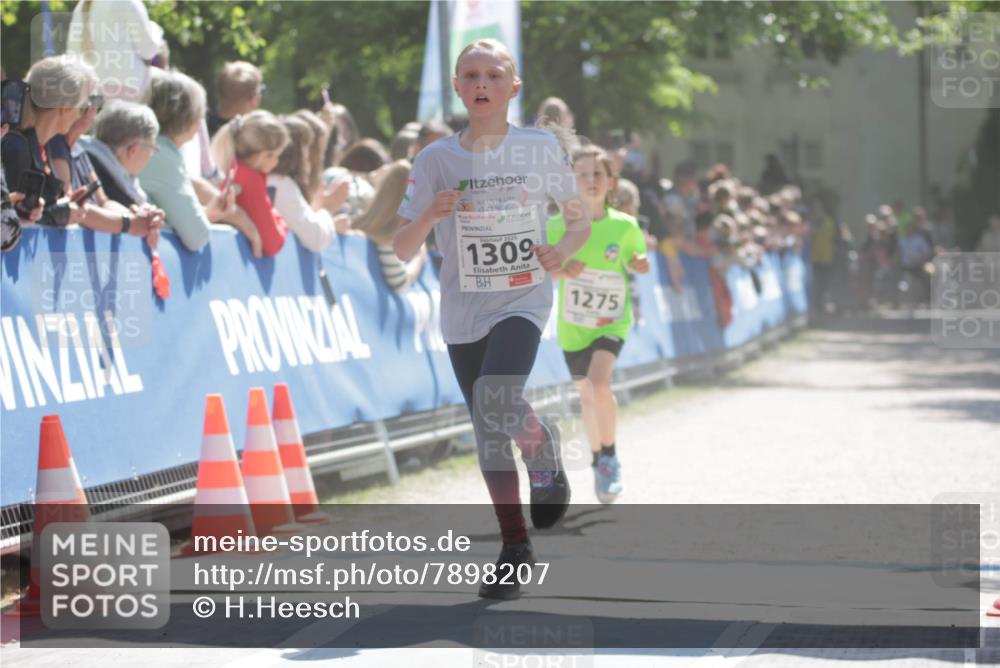 17.05.2025 - Störlauf H.Heesch http://msf.ph/oto/7898207 17.05.2025 14:43:26 Ziel 2025, 1309, 1275 meine-sportfotos.de