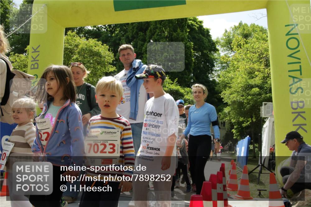 17.05.2025 - Störlauf H.Heesch http://msf.ph/oto/7898252 17.05.2025 13:05:23 Ziel 2, 2025, 70231, 2020, 10 meine-sportfotos.de