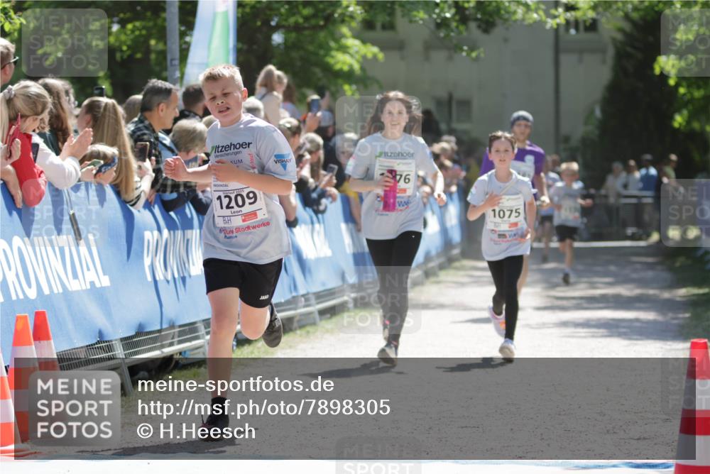 17.05.2025 - Störlauf H.Heesch http://msf.ph/oto/7898305 17.05.2025 14:43:49 Ziel 2025, 1209, 76, 1075 meine-sportfotos.de