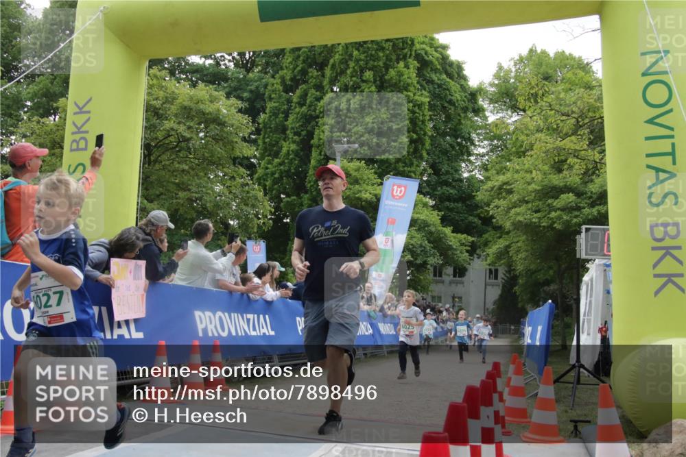 17.05.2025 - Störlauf H.Heesch http://msf.ph/oto/7898496 17.05.2025 13:16:39 Ziel 58, 027 meine-sportfotos.de