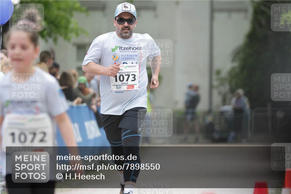 17.05.2025 - Störlauf H.Heesch http://msf.ph/oto/7898550 17.05.2025 14:58:11 Ziel 1072, 2025, 1073 meine-sportfotos.de
