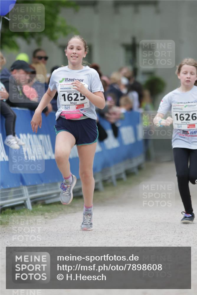17.05.2025 - Störlauf H.Heesch http://msf.ph/oto/7898608 17.05.2025 14:58:30 Ziel 2025, 1625, 24, 2025, 1626 meine-sportfotos.de