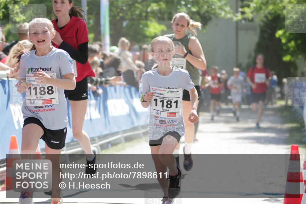 17.05.2025 - Störlauf H.Heesch http://msf.ph/oto/7898611 17.05.2025 14:44:32 Ziel 2025, 1188, 2025, 1181 meine-sportfotos.de